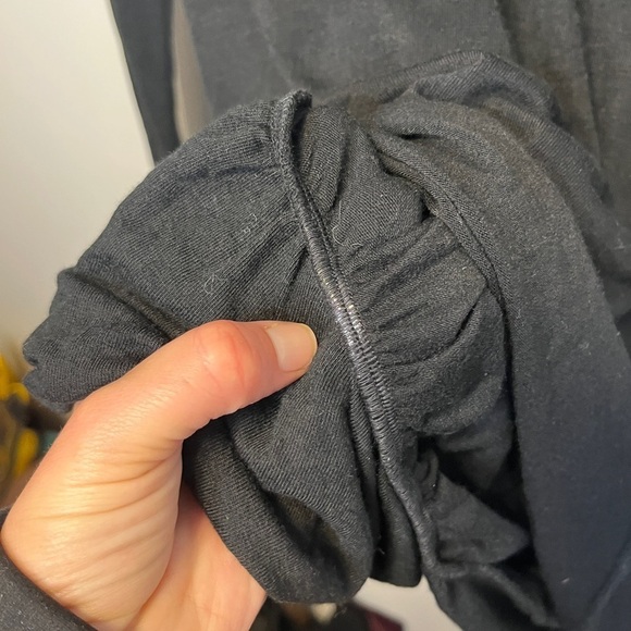 The Limited Open Front Deep V Surplus Long Sleeve Top Sz S NWT - Picture 7 of 8